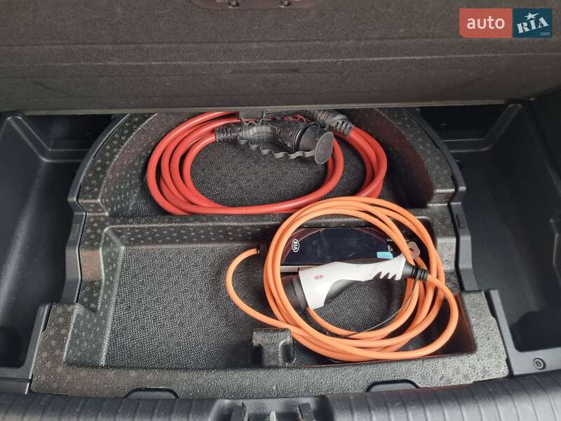 Внедорожник / Кроссовер Kia Niro 2020 в Львове фото 35 Внедорожник / Кроссовер Kia Niro 2020 в Львове