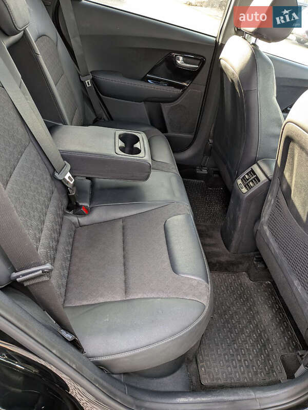 Внедорожник / Кроссовер Kia Niro 2022 в Львове