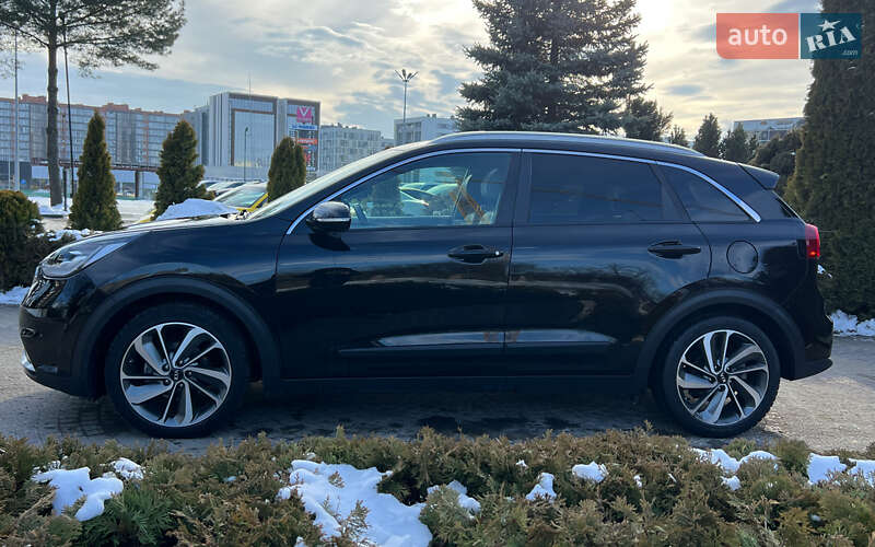 Внедорожник / Кроссовер Kia Niro 2018 в Львове