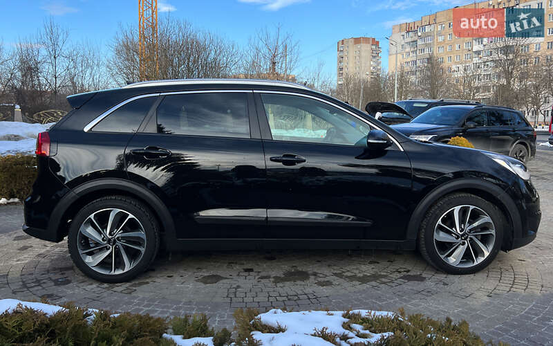 Внедорожник / Кроссовер Kia Niro 2018 в Львове