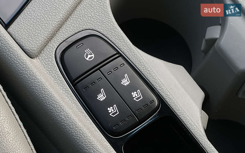 Внедорожник / Кроссовер Kia Niro 2018 в Львове