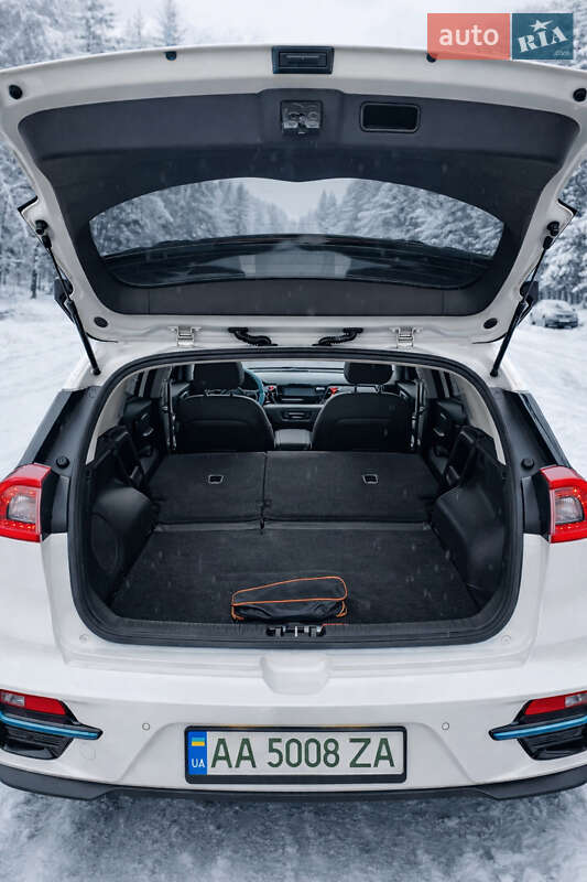 Внедорожник / Кроссовер Kia Niro 2018 в Киеве