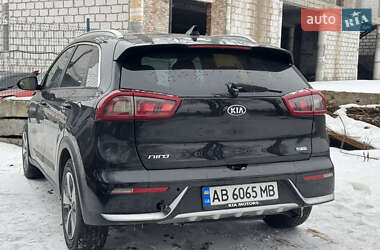 Внедорожник / Кроссовер Kia Niro 2018 в Хмельницком