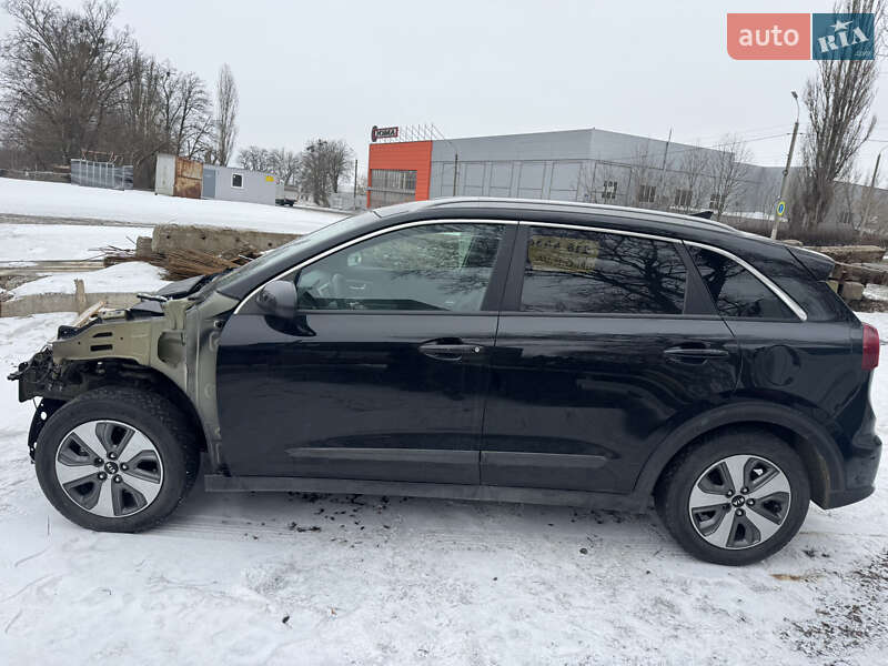 Внедорожник / Кроссовер Kia Niro 2018 в Хмельницком фото 3 Внедорожник / Кроссовер Kia Niro 2018 в Хмельницком