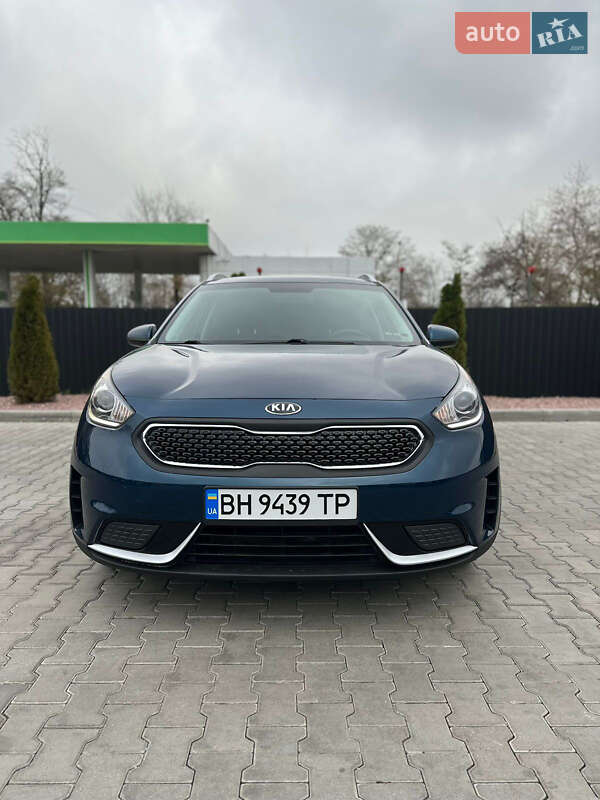Внедорожник / Кроссовер Kia Niro 2018 в Одессе фото 9 Внедорожник / Кроссовер Kia Niro 2018 в Одессе