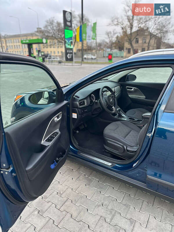 Внедорожник / Кроссовер Kia Niro 2018 в Одессе фото 11 Внедорожник / Кроссовер Kia Niro 2018 в Одессе