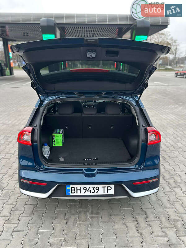 Внедорожник / Кроссовер Kia Niro 2018 в Одессе фото 16 Внедорожник / Кроссовер Kia Niro 2018 в Одессе