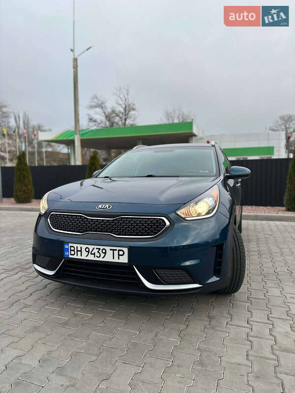 Внедорожник / Кроссовер Kia Niro 2018 в Одессе фото 42 Внедорожник / Кроссовер Kia Niro 2018 в Одессе