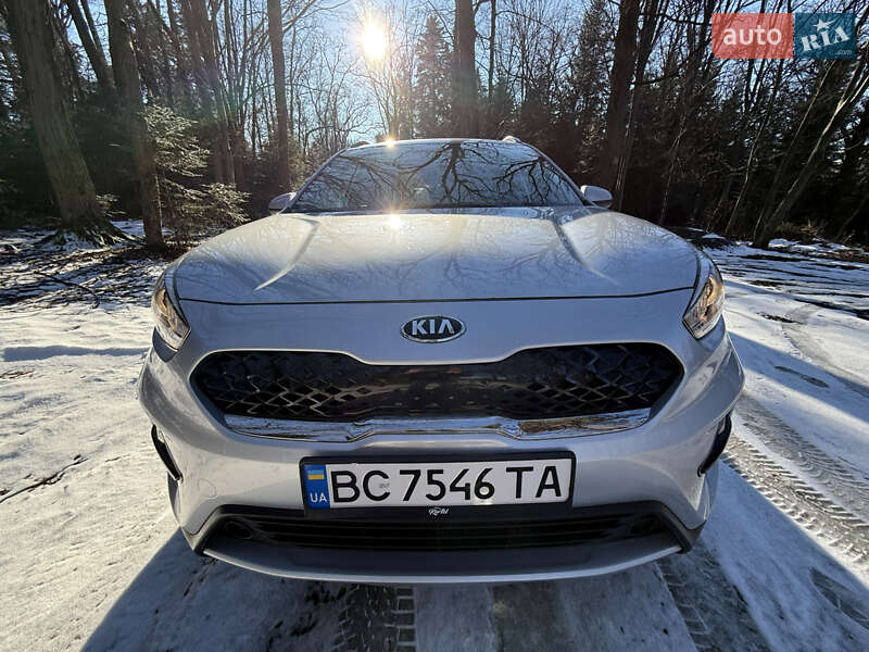 Внедорожник / Кроссовер Kia Niro 2020 в Трускавце фото 66 Внедорожник / Кроссовер Kia Niro 2020 в Трускавце
