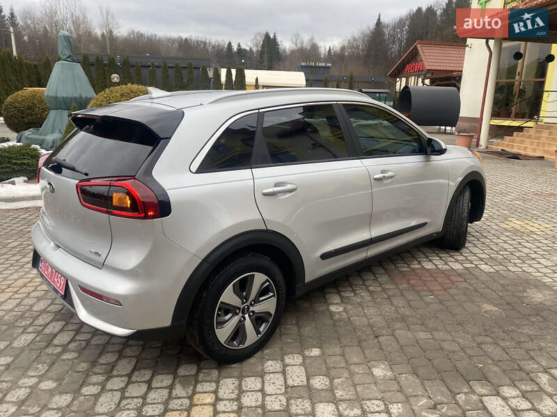 Внедорожник / Кроссовер Kia Niro 2018 в Трускавце фото 11 Внедорожник / Кроссовер Kia Niro 2018 в Трускавце