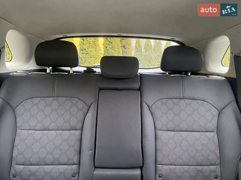 Внедорожник / Кроссовер Kia Niro 2018 в Трускавце фото 31 Внедорожник / Кроссовер Kia Niro 2018 в Трускавце