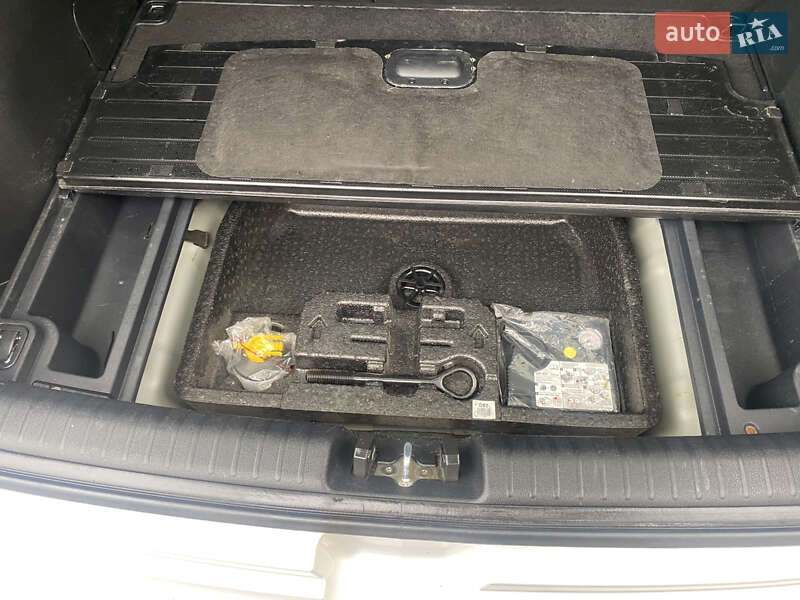 Внедорожник / Кроссовер Kia Niro 2018 в Трускавце фото 41 Внедорожник / Кроссовер Kia Niro 2018 в Трускавце