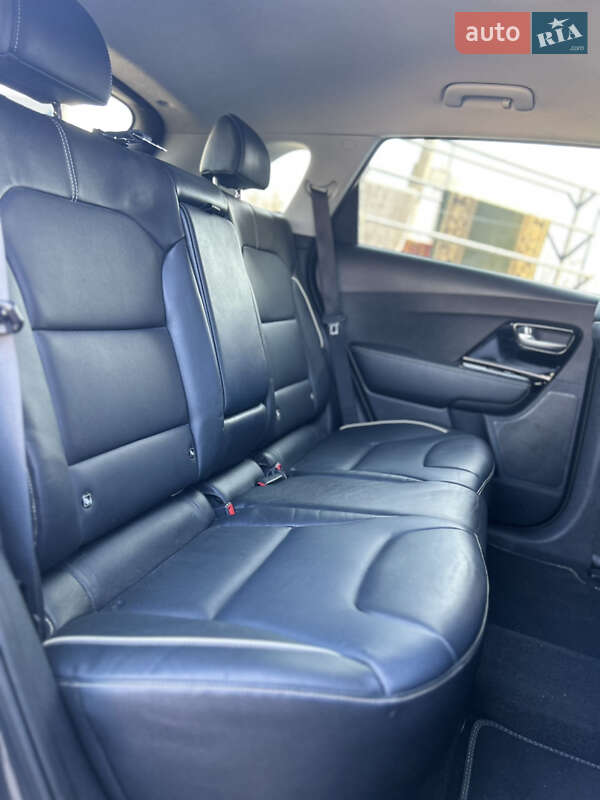 Внедорожник / Кроссовер Kia Niro 2019 в Николаеве