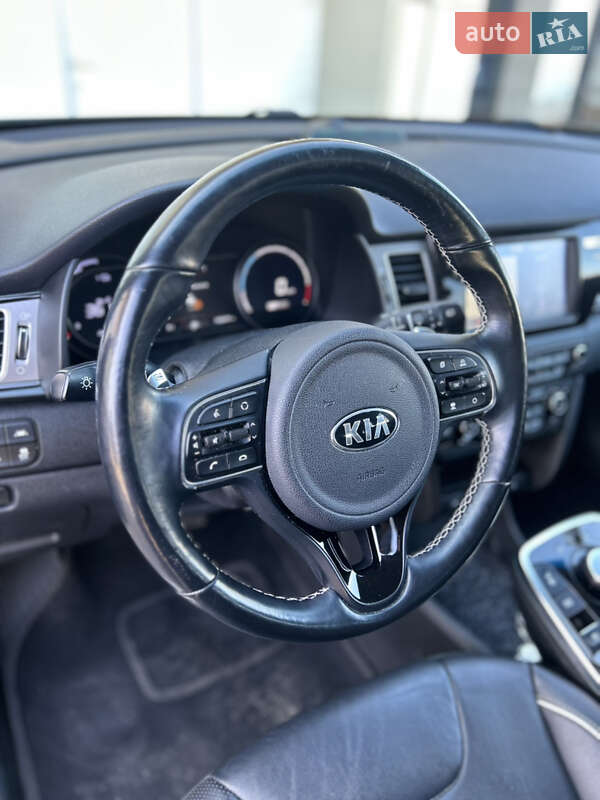 Внедорожник / Кроссовер Kia Niro 2019 в Николаеве