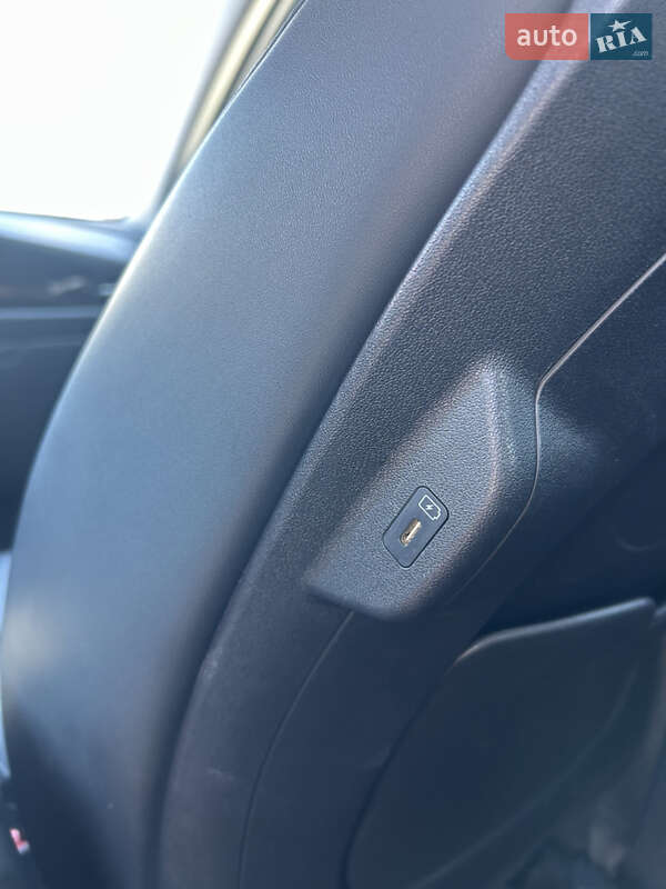 Позашляховик / Кросовер Kia Niro 2023 в Харкові