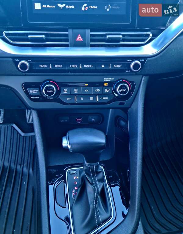 Внедорожник / Кроссовер Kia Niro 2020 в Самборе