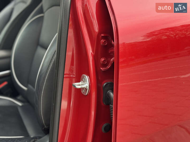 Позашляховик / Кросовер Kia Niro 2018 в Рівному