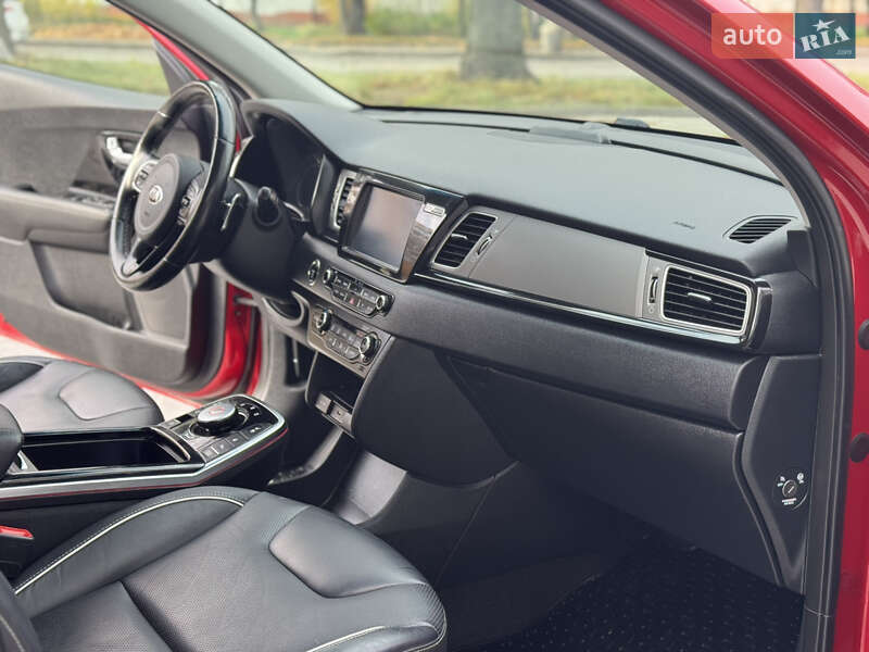 Позашляховик / Кросовер Kia Niro 2018 в Рівному