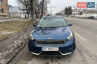 Внедорожник / Кроссовер Kia Niro 2018 в Полтаве