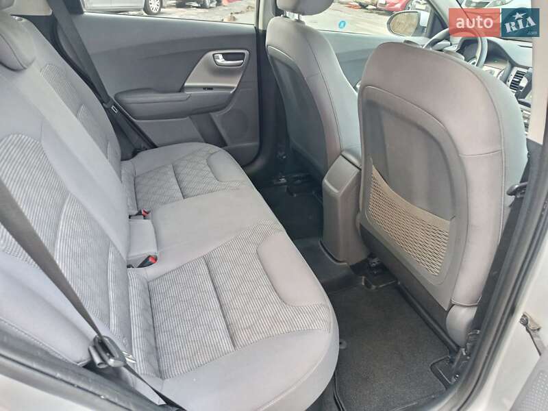 Позашляховик / Кросовер Kia Niro 2018 в Києві