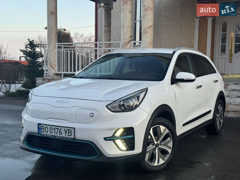 Позашляховик / Кросовер Kia Niro 2021 в Тернополі
