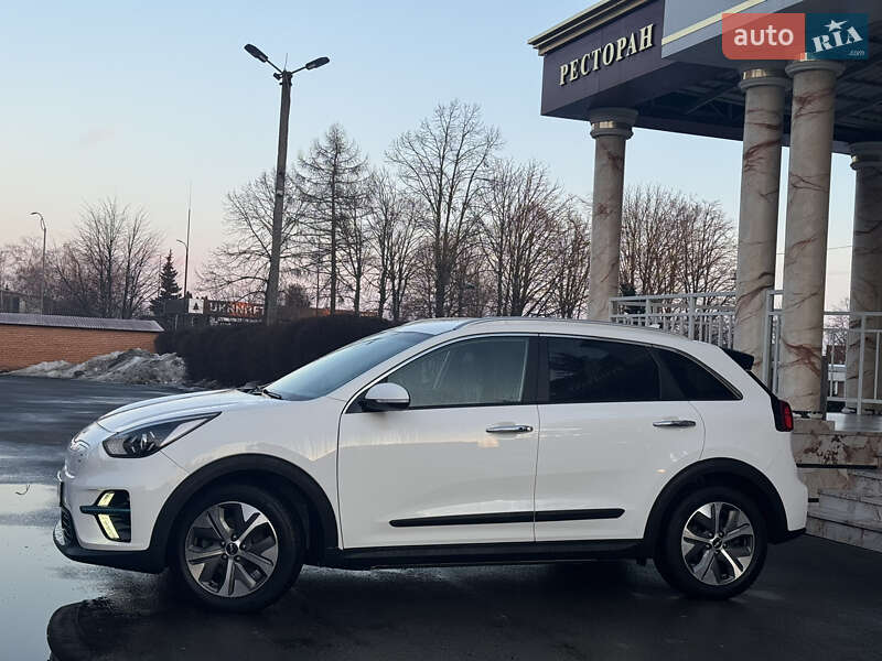 Позашляховик / Кросовер Kia Niro 2021 в Тернополі