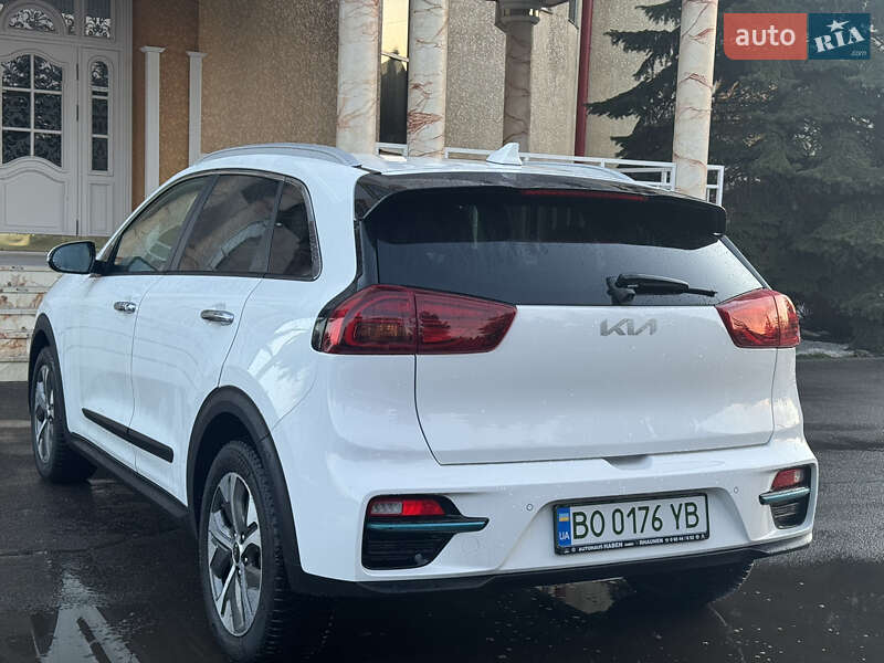Позашляховик / Кросовер Kia Niro 2021 в Тернополі