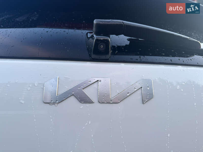 Позашляховик / Кросовер Kia Niro 2021 в Тернополі