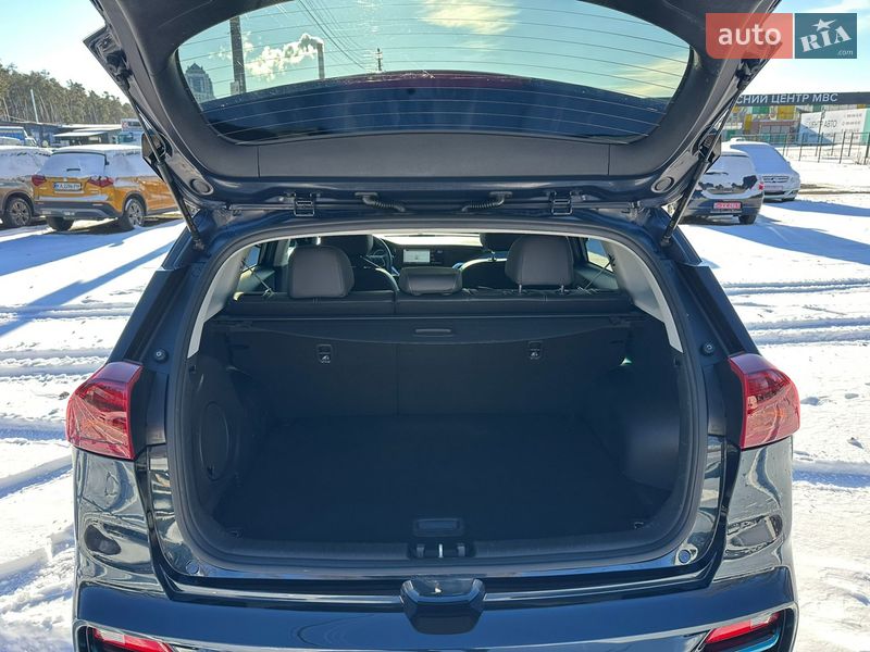 Внедорожник / Кроссовер Kia Niro 2020 в Киеве