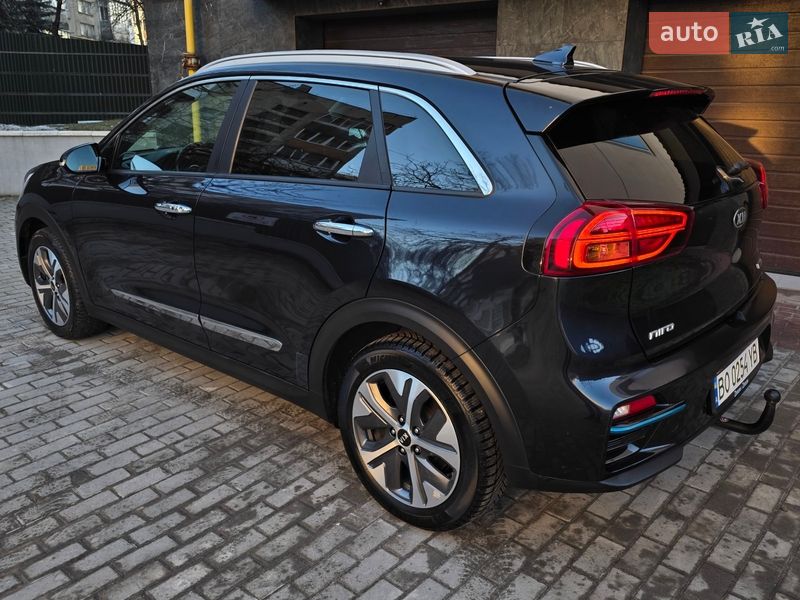 Внедорожник / Кроссовер Kia Niro 2020 в Тернополе