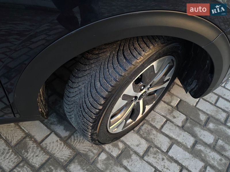 Внедорожник / Кроссовер Kia Niro 2020 в Тернополе