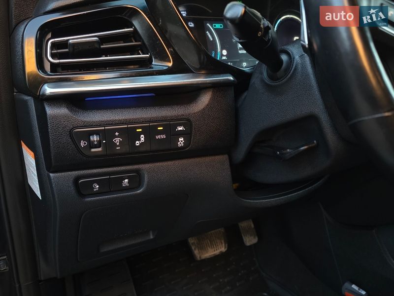 Внедорожник / Кроссовер Kia Niro 2020 в Тернополе