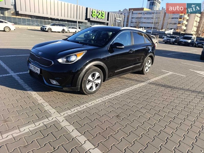 Внедорожник / Кроссовер Kia Niro 2018 в Киеве