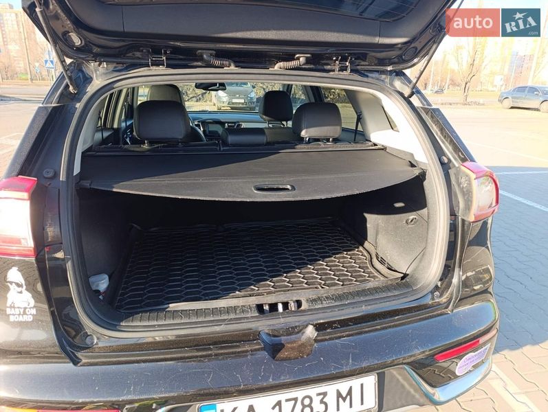 Внедорожник / Кроссовер Kia Niro 2018 в Киеве