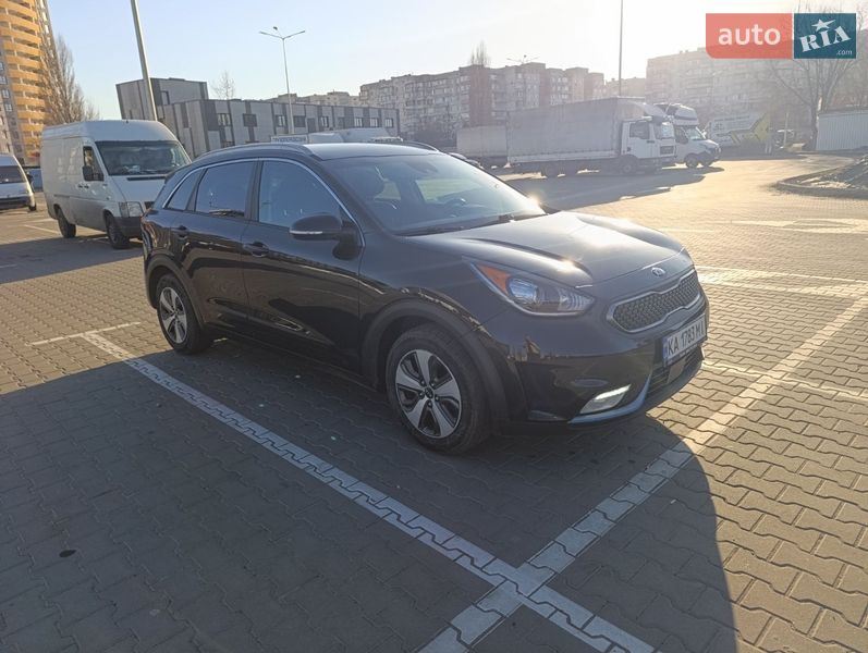 Внедорожник / Кроссовер Kia Niro 2018 в Киеве