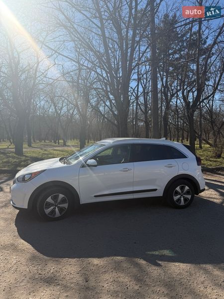 Внедорожник / Кроссовер Kia Niro 2018 в Одессе