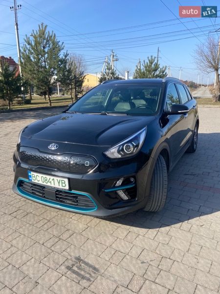 Внедорожник / Кроссовер Kia Niro 2020 в Львове