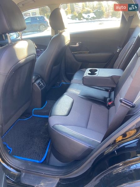 Внедорожник / Кроссовер Kia Niro 2020 в Львове