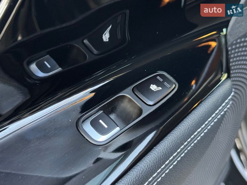 Внедорожник / Кроссовер Kia Niro 2020 в Стрые