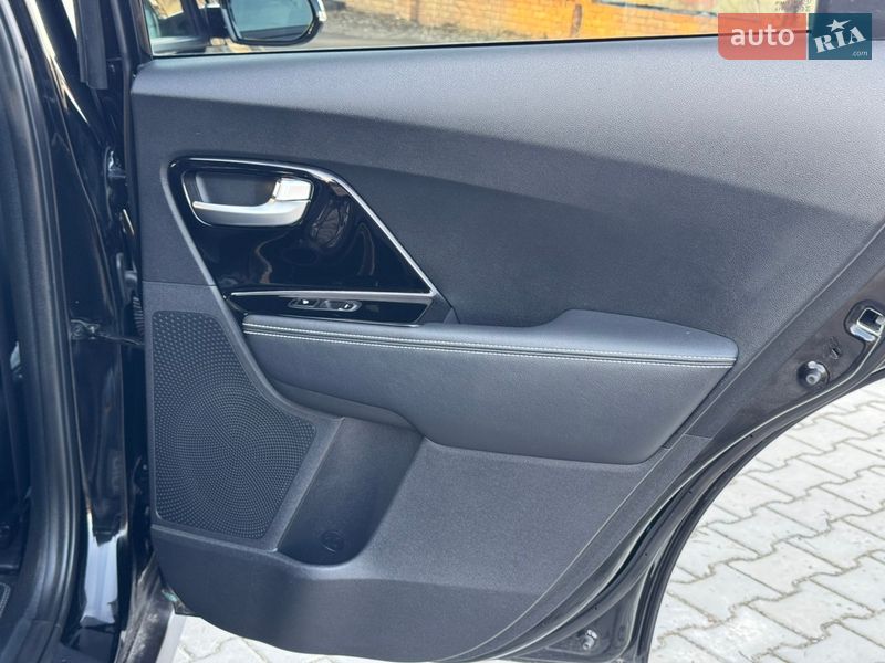 Внедорожник / Кроссовер Kia Niro 2020 в Стрые