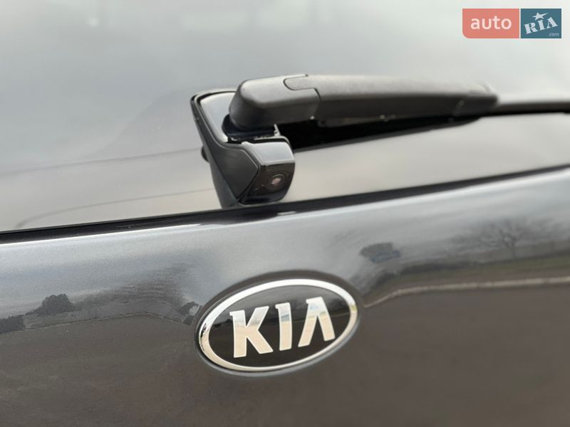 Внедорожник / Кроссовер Kia Niro 2019 в Ровно