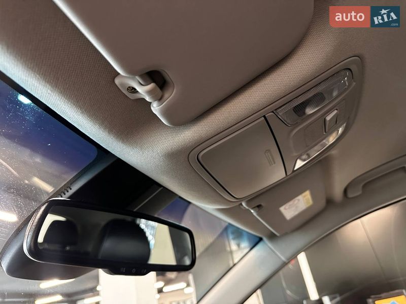 Позашляховик / Кросовер Kia Niro 2020 в Львові