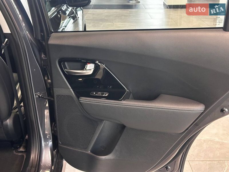 Позашляховик / Кросовер Kia Niro 2020 в Львові