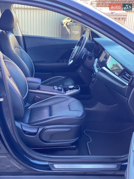 Позашляховик / Кросовер Kia Niro 2021 в Тернополі