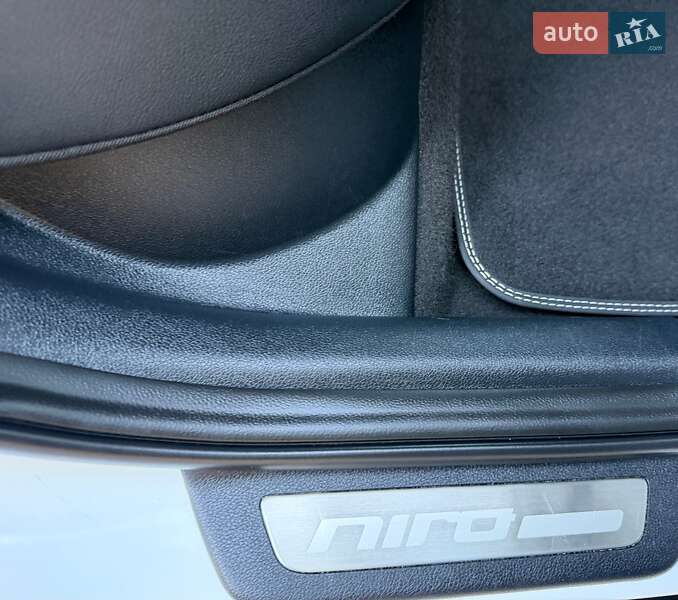 Внедорожник / Кроссовер Kia Niro 2021 в Львове