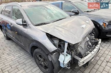 Внедорожник / Кроссовер Kia Niro 2017 в Львове