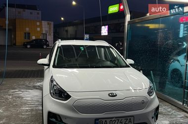 Внедорожник / Кроссовер Kia Niro 2020 в Киеве