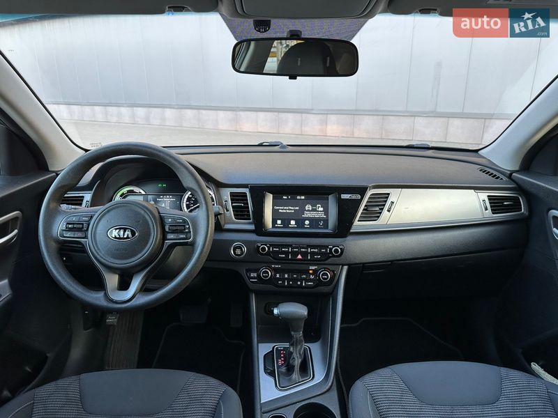 Внедорожник / Кроссовер Kia Niro 2018 в Киеве