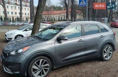 Внедорожник / Кроссовер Kia Niro 2017 в Киеве