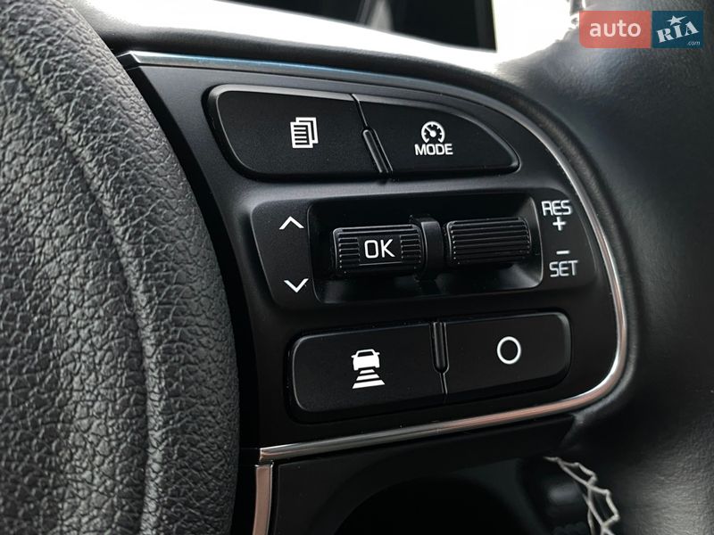 Внедорожник / Кроссовер Kia Niro 2020 в Львове